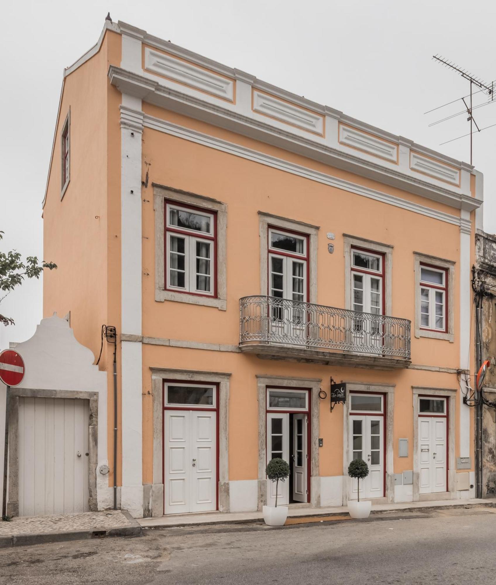 Five Senses Hostel Coimbra Esterno foto