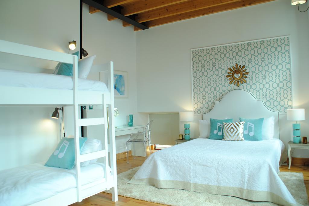 Five Senses Hostel Coimbra Esterno foto