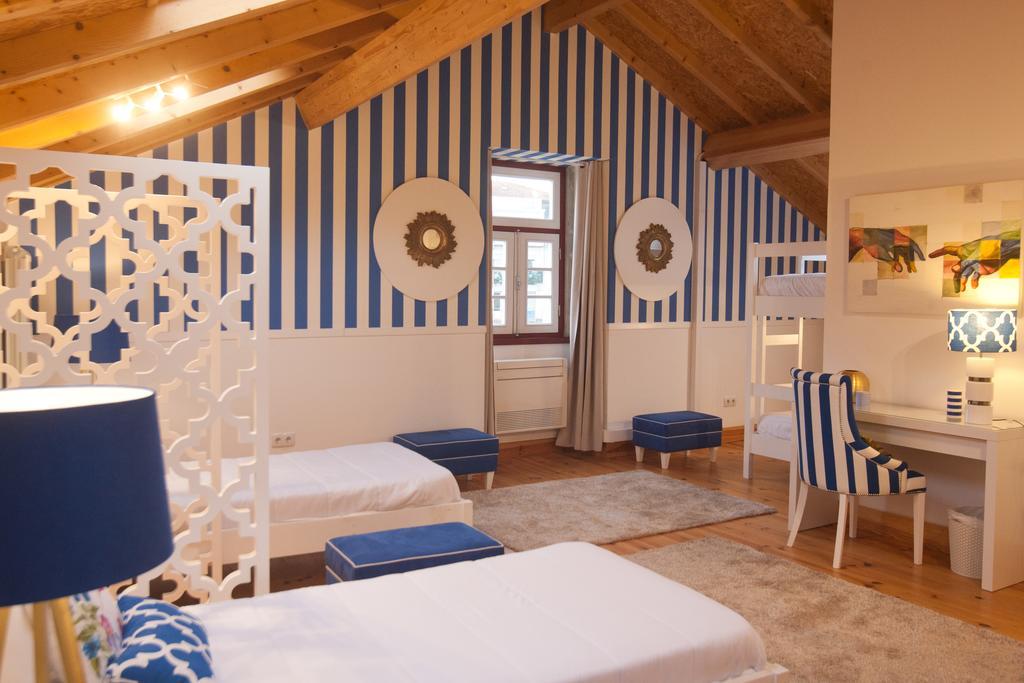Five Senses Hostel Coimbra Esterno foto